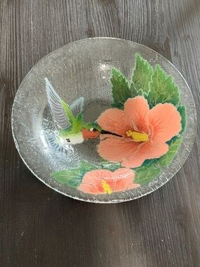 Peggy Karr Fused Glass Hummingbird Hibiscus Bowl 11" diameter 2" deep Signed